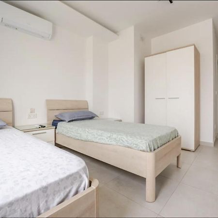 דירות Ta Xbiex Luxury Penthouse Sea View מראה חיצוני תמונה
