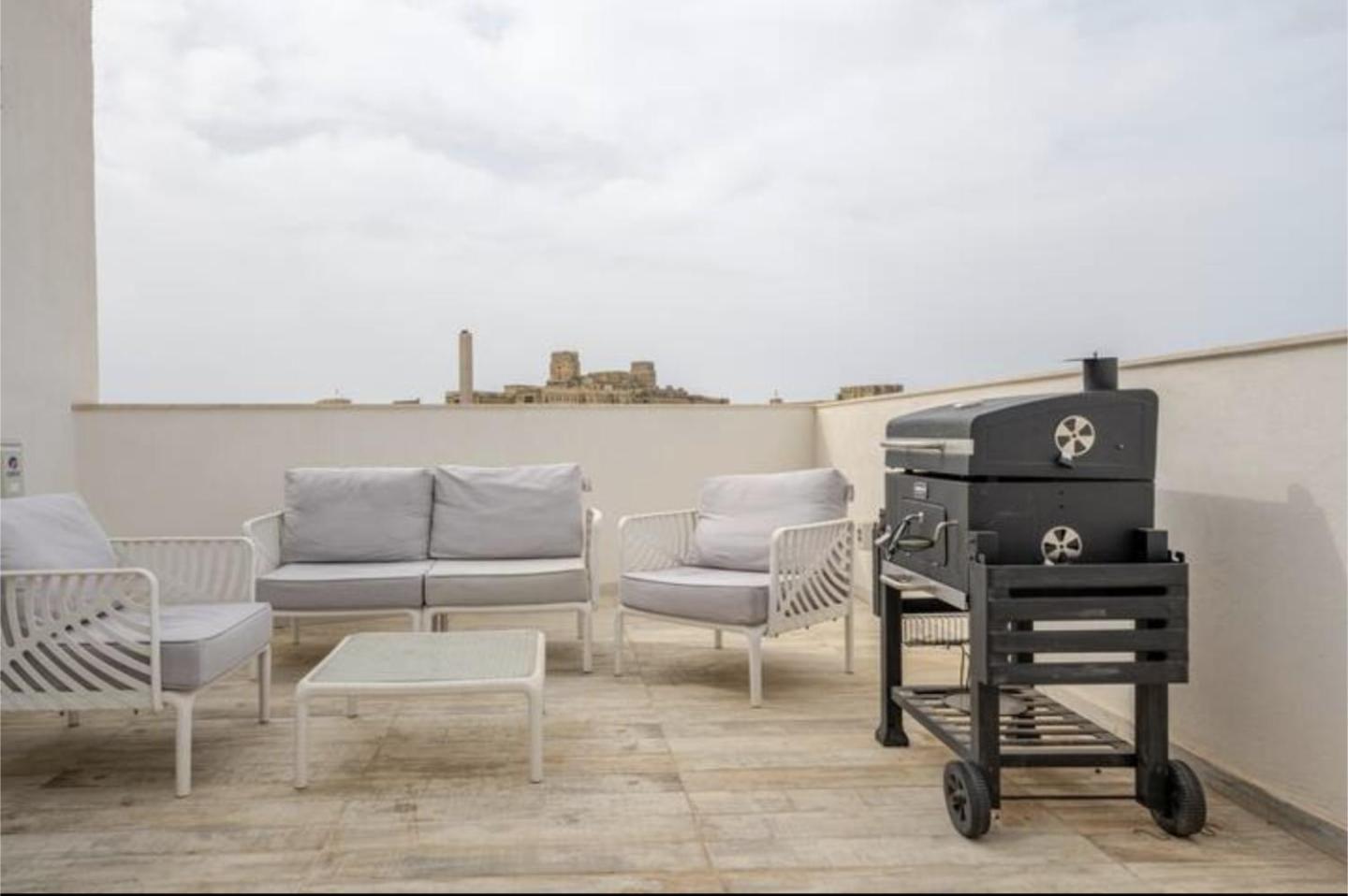 דירות Ta Xbiex Luxury Penthouse Sea View מראה חיצוני תמונה